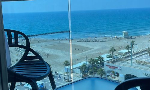 נוף מהסוויטה פנינה בים בחיפה